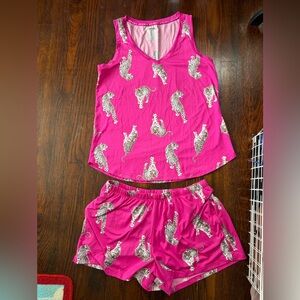 Joyspun Buttery soft pajama set pink with tigers